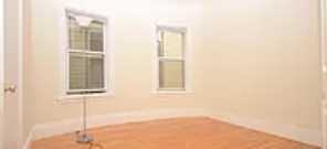 141 Brook St - Photo 7 of 10