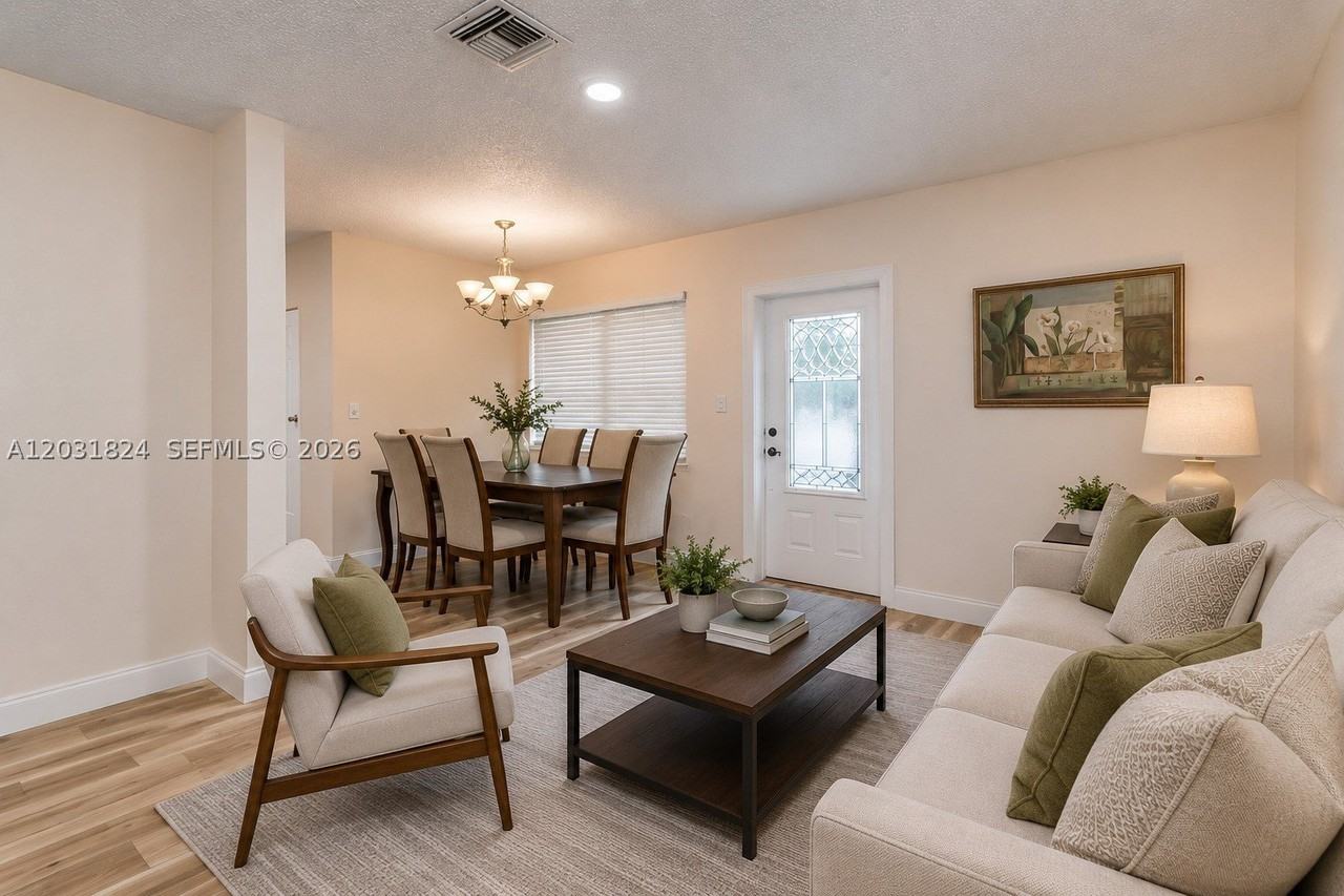 630 Nw 199th St - Photo 4 of 23