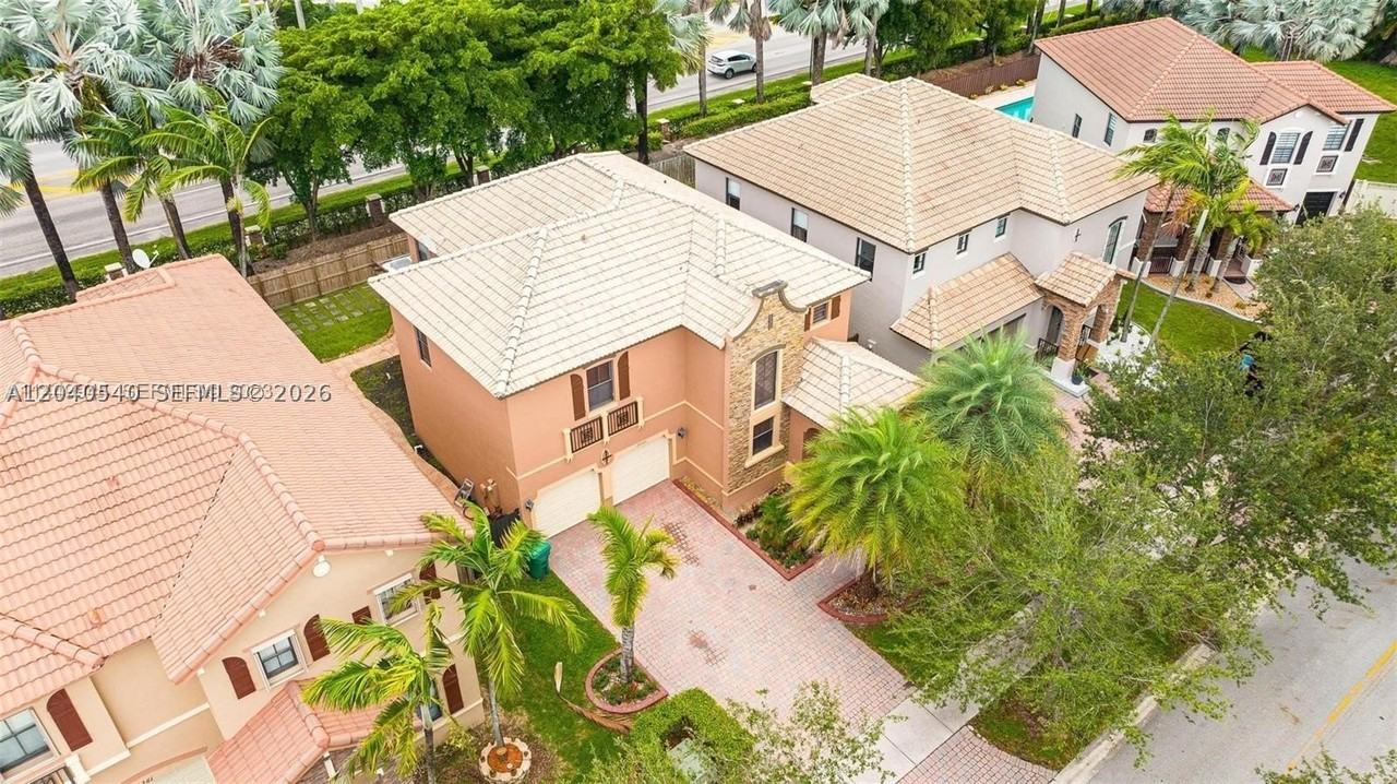 24301 Sw 112th Ct #24301 - Photo 7 of 37