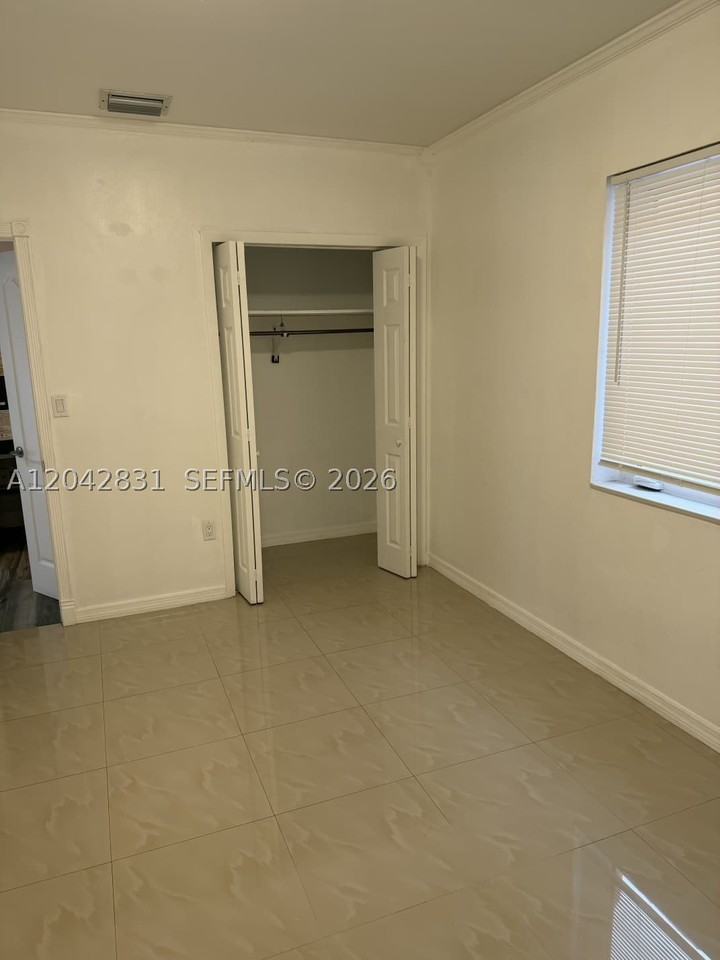 3115 Nw 23rd Ave #0 - Photo 5 of 7