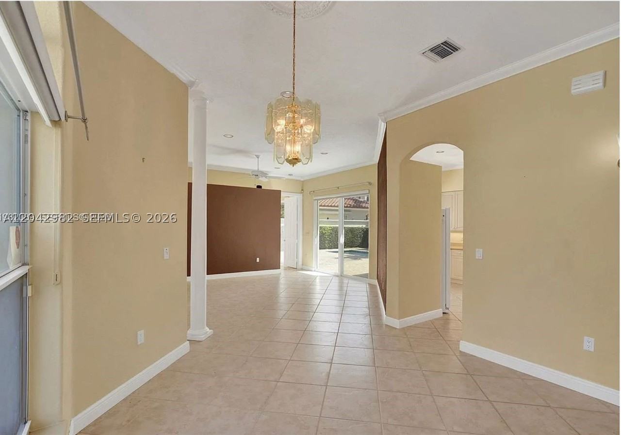 1459 Shoreline Way #116 - Photo 6 of 34