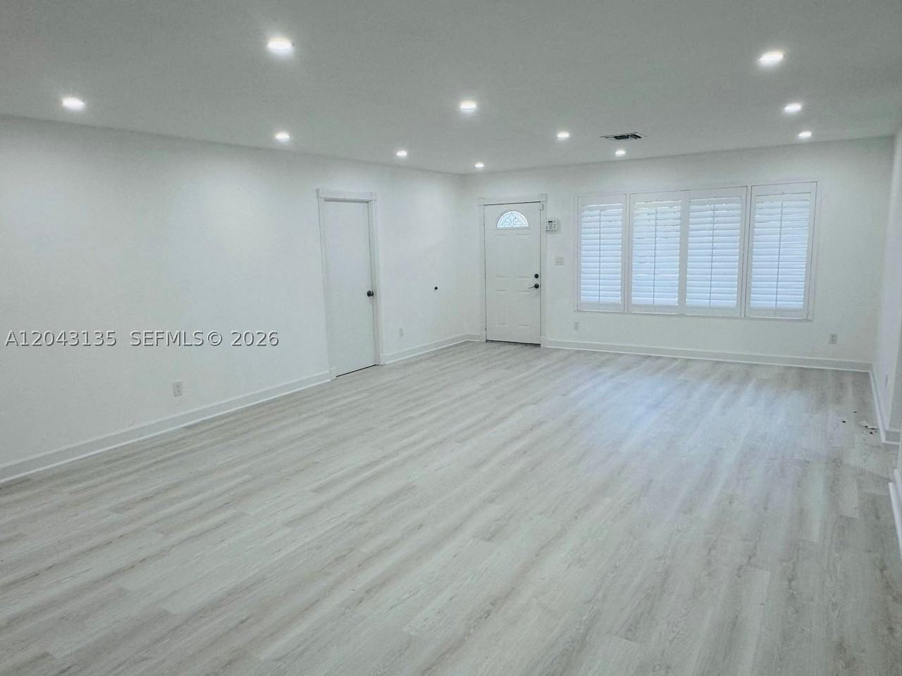 2271 Sw 30th Ter - Photo 6 of 28