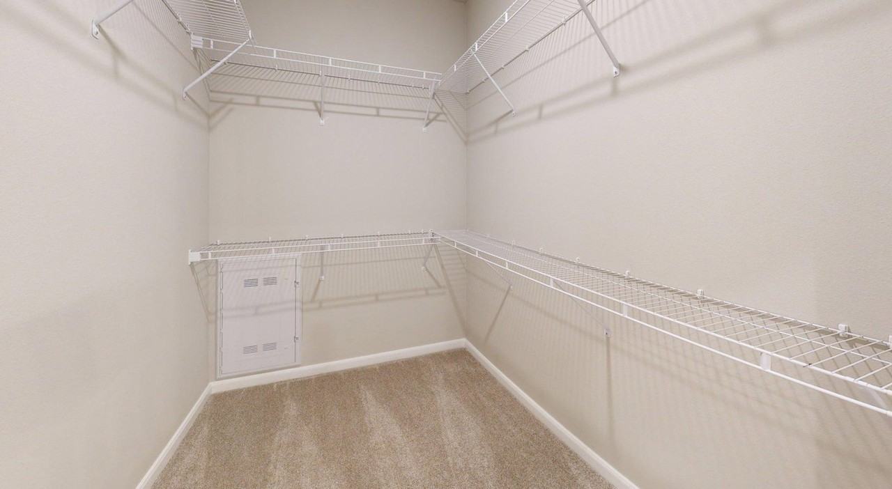 260 W Mulberry St #1102 - Photo 4 of 7