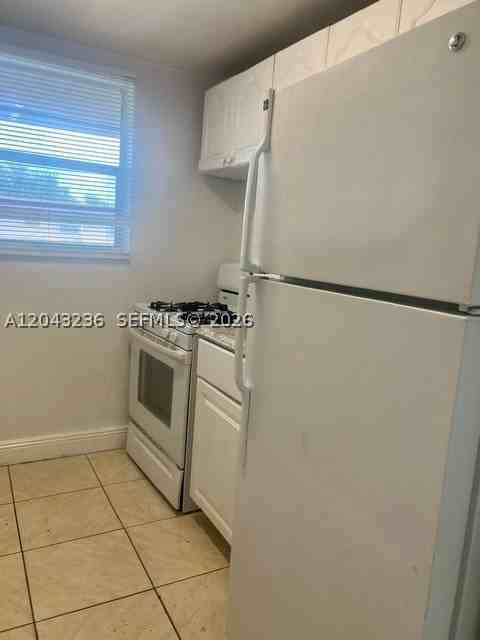 3903 Sw 78th Ct #205 - Photo 5 of 13