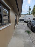 featured image of 633 Nw 1st St #2