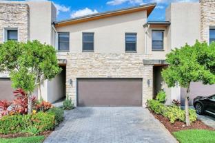 10533 Nw 81st St - Photo 1 of 1
