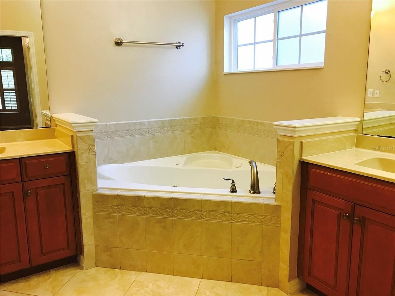 3609 Sw 72nd Way - Photo 6 of 7