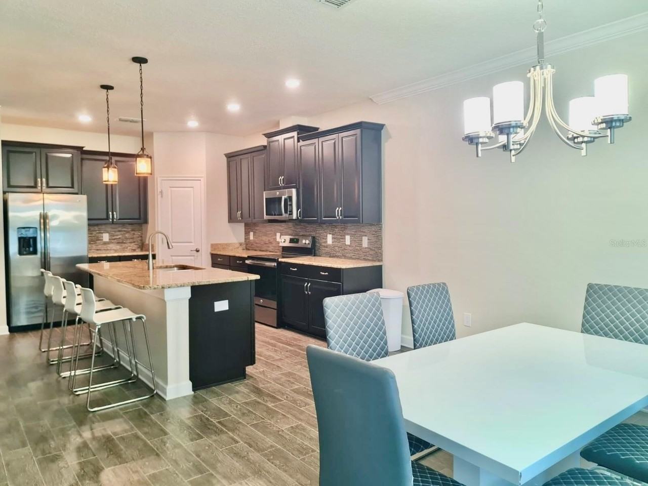 4635 Fairy Tale Cir - Photo 5 of 19