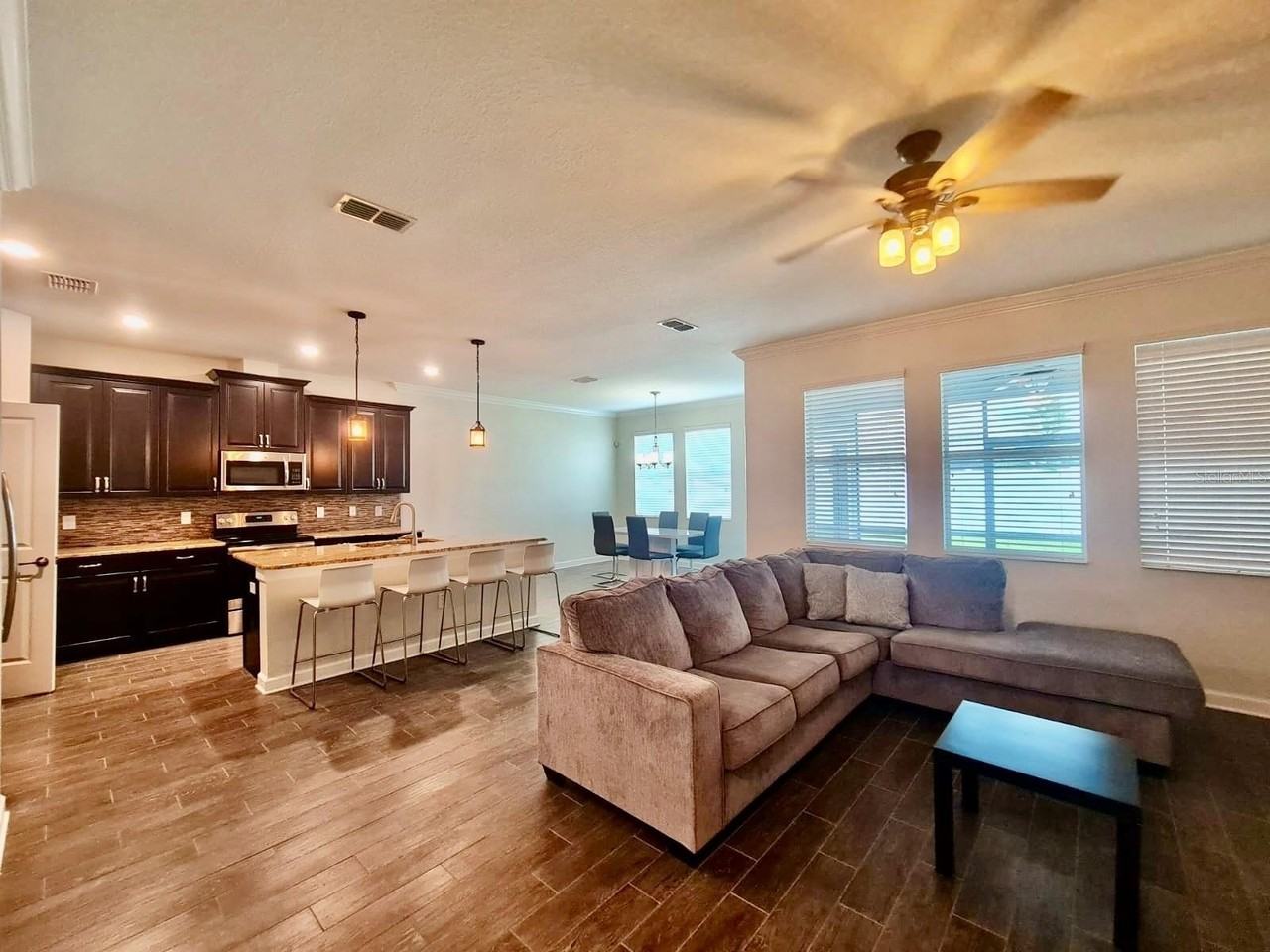 4635 Fairy Tale Cir - Photo 7 of 19