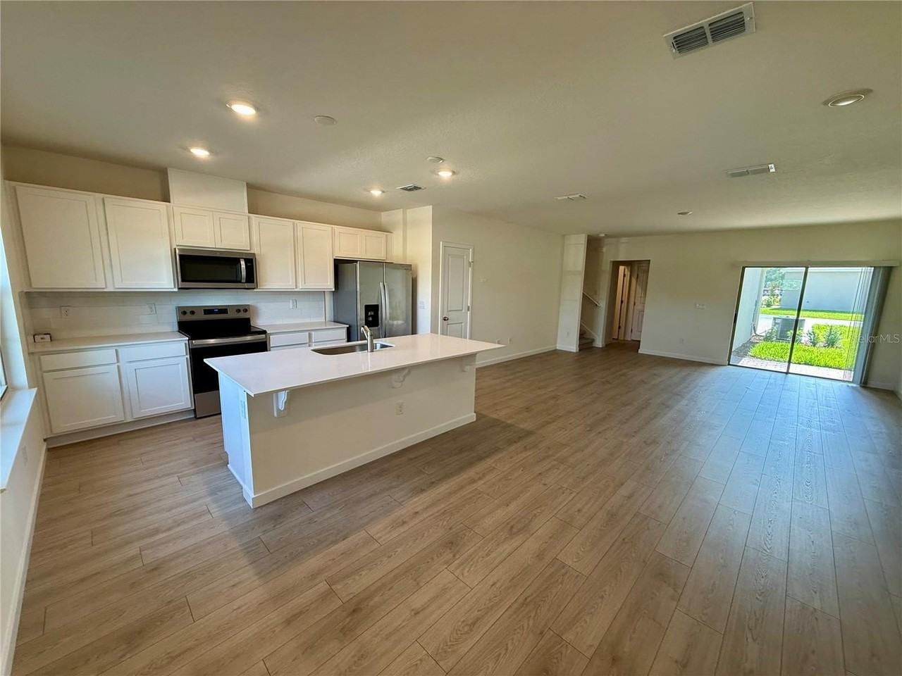 18197 Cider Mill Ln - Photo 3 of 43