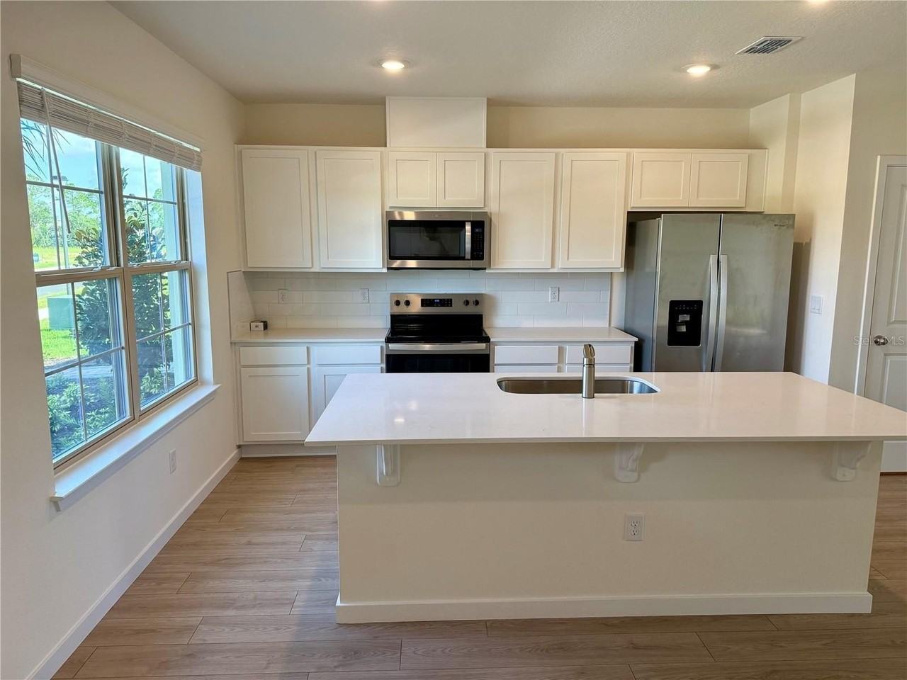 18197 Cider Mill Ln - Photo 4 of 43