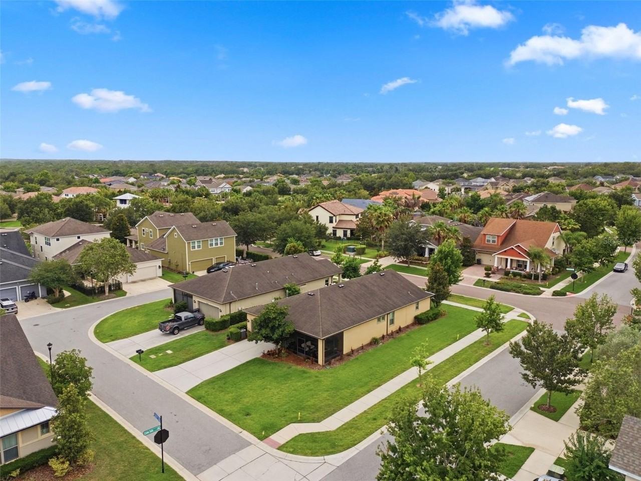 14130 Barrington Stowers Dr - Photo 5 of 34