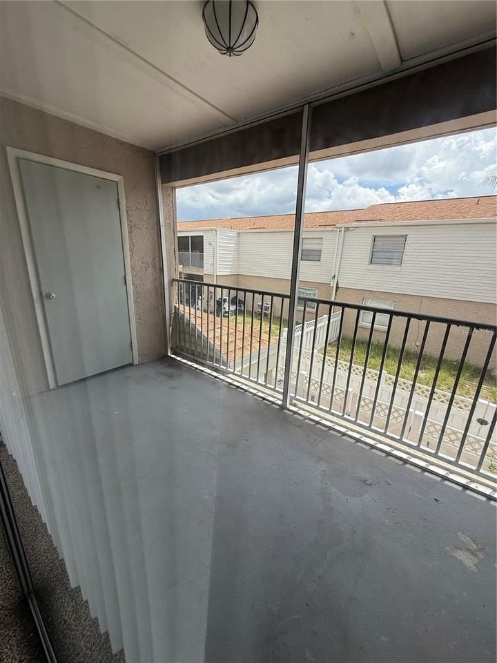 7210 N Manhattan Ave #1624 - Photo 5 of 27