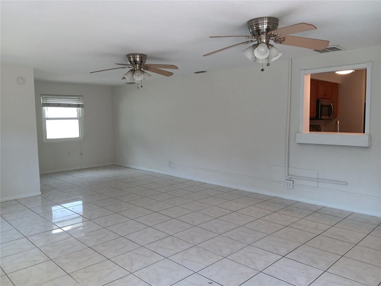 7980 52nd St N - Photo 3 of 26