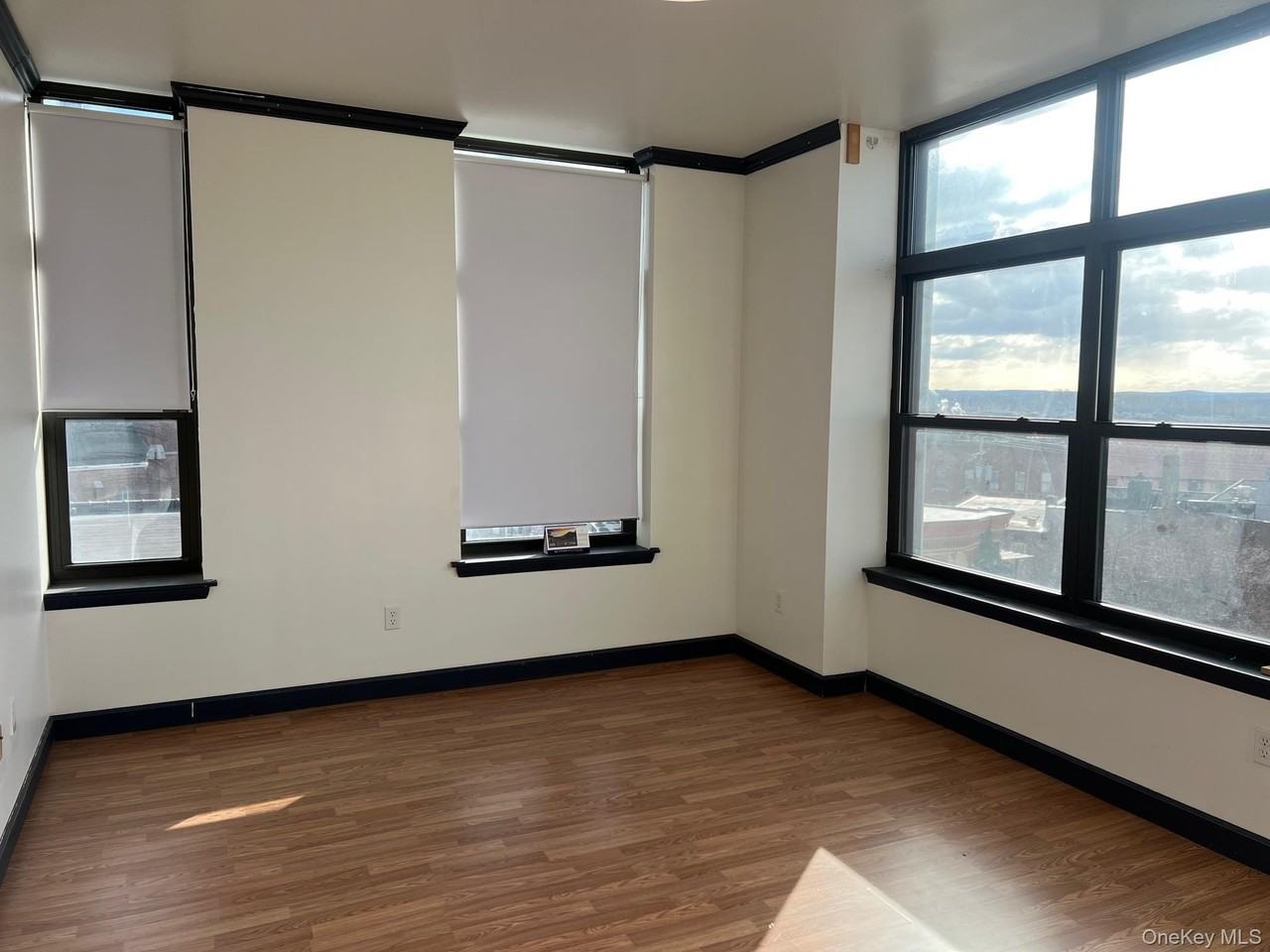 26 North St #6B - Photo 5 of 10