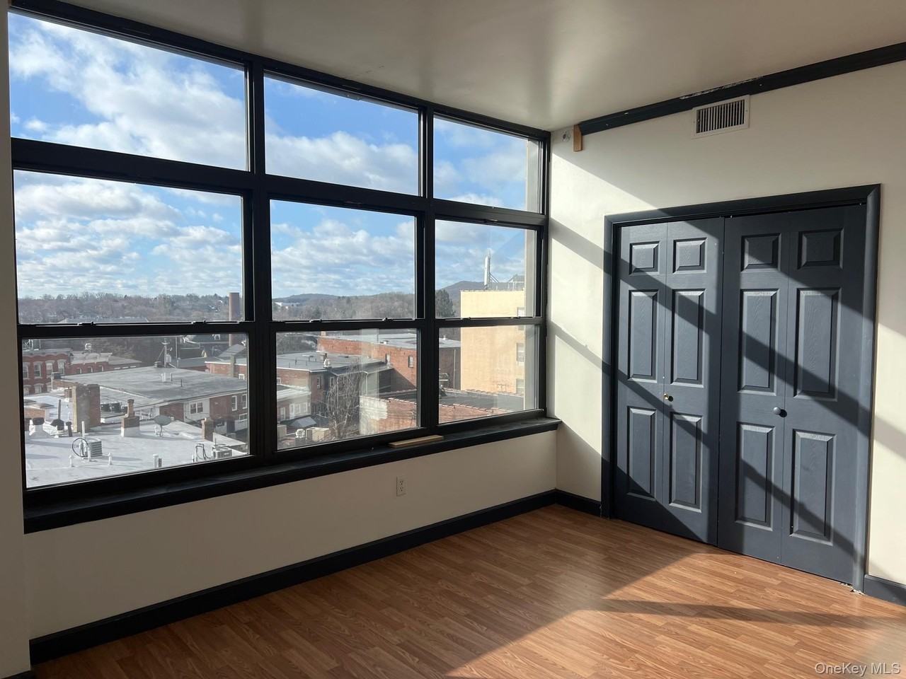 26 North St #6B - Photo 6 of 10