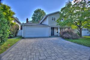 featured image of 18 Seaview Ln