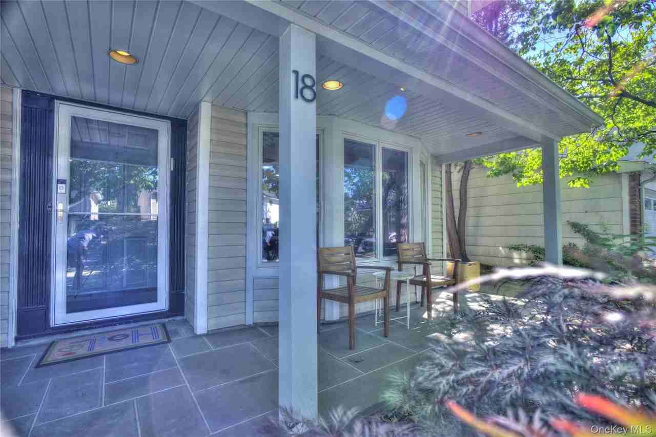18 Seaview Ln - Photo 2 of 27