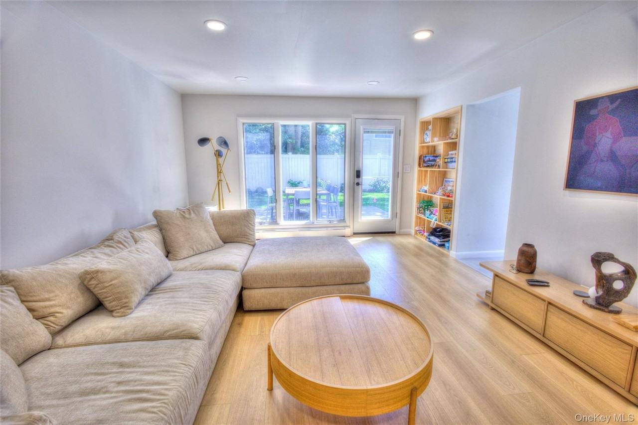 18 Seaview Ln - Photo 4 of 27