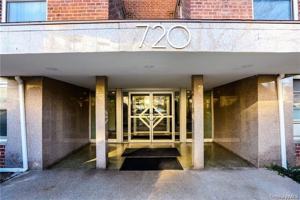 featured image of 720 Pelham Rd #1E