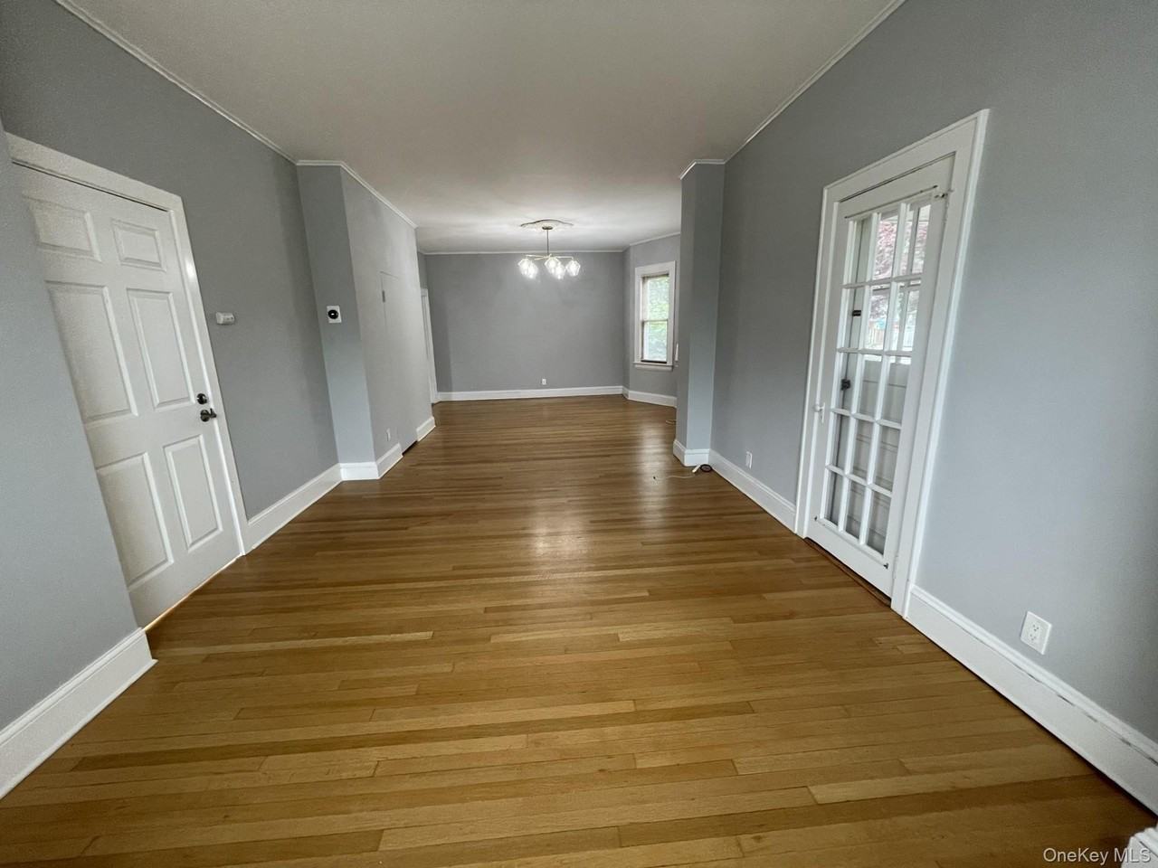248 Denton Ave #1 - Photo 4 of 14