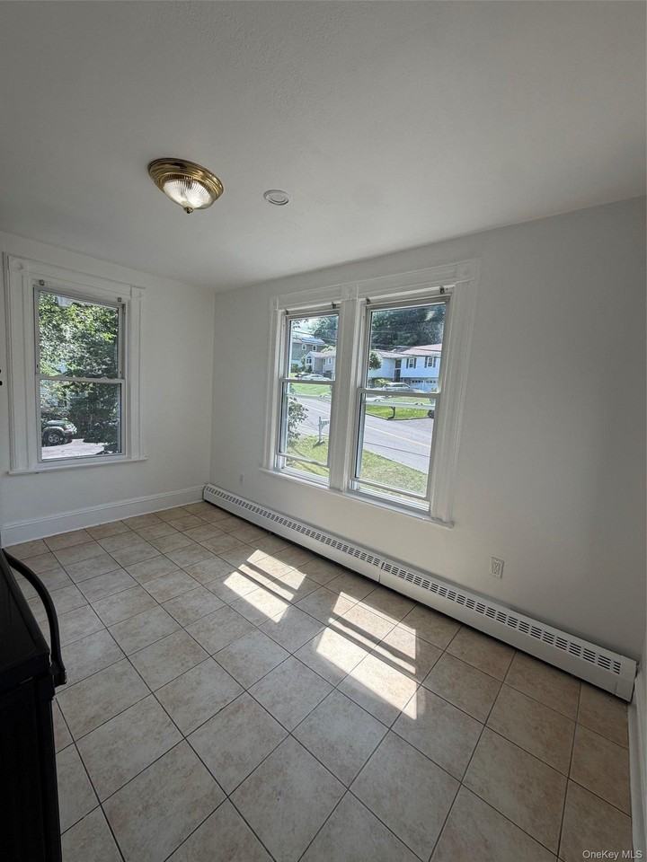 8 Old Knollwood Rd - Photo 7 of 17