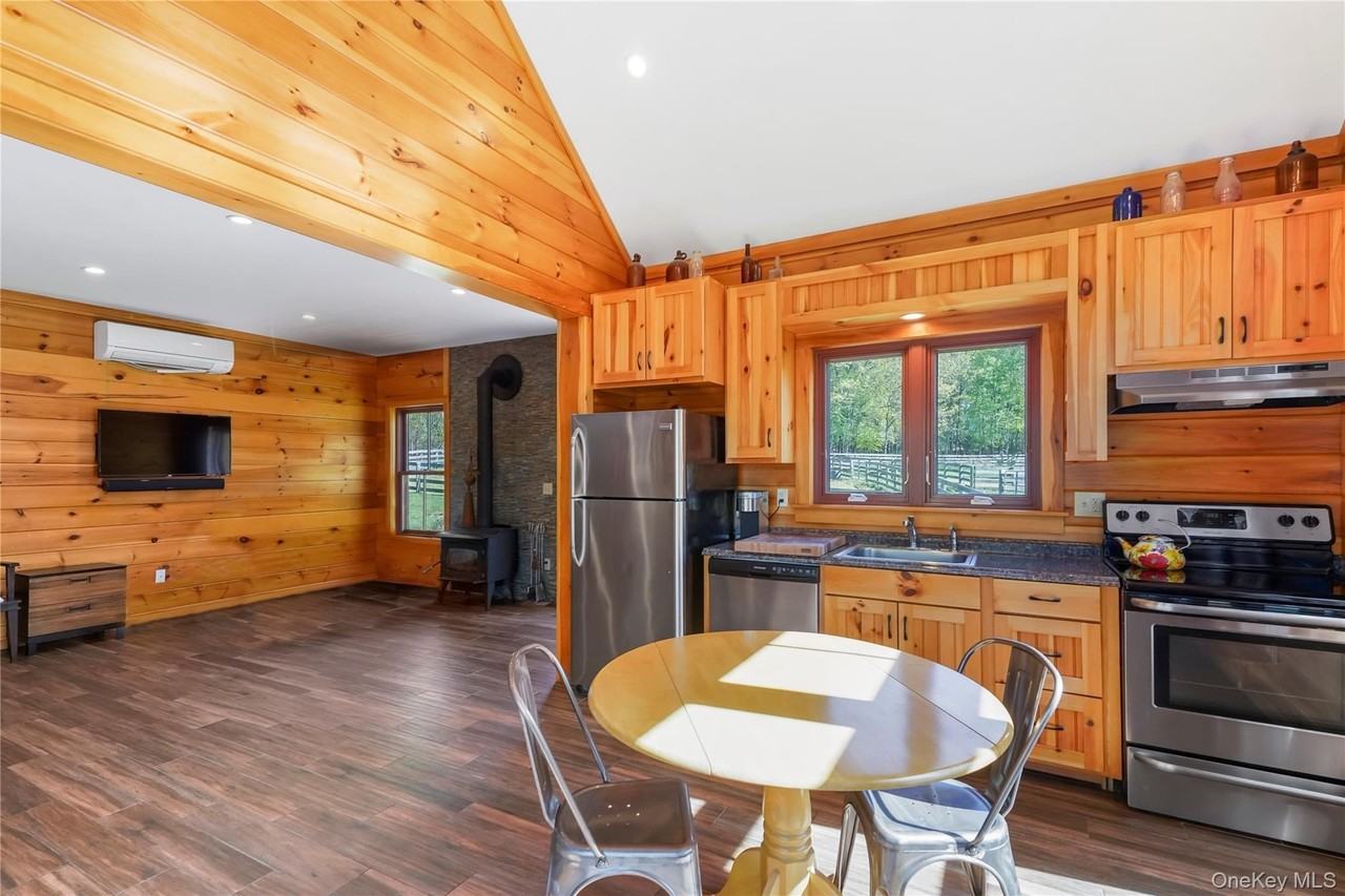 161 Nelson Blvd #131 - Photo 6 of 13