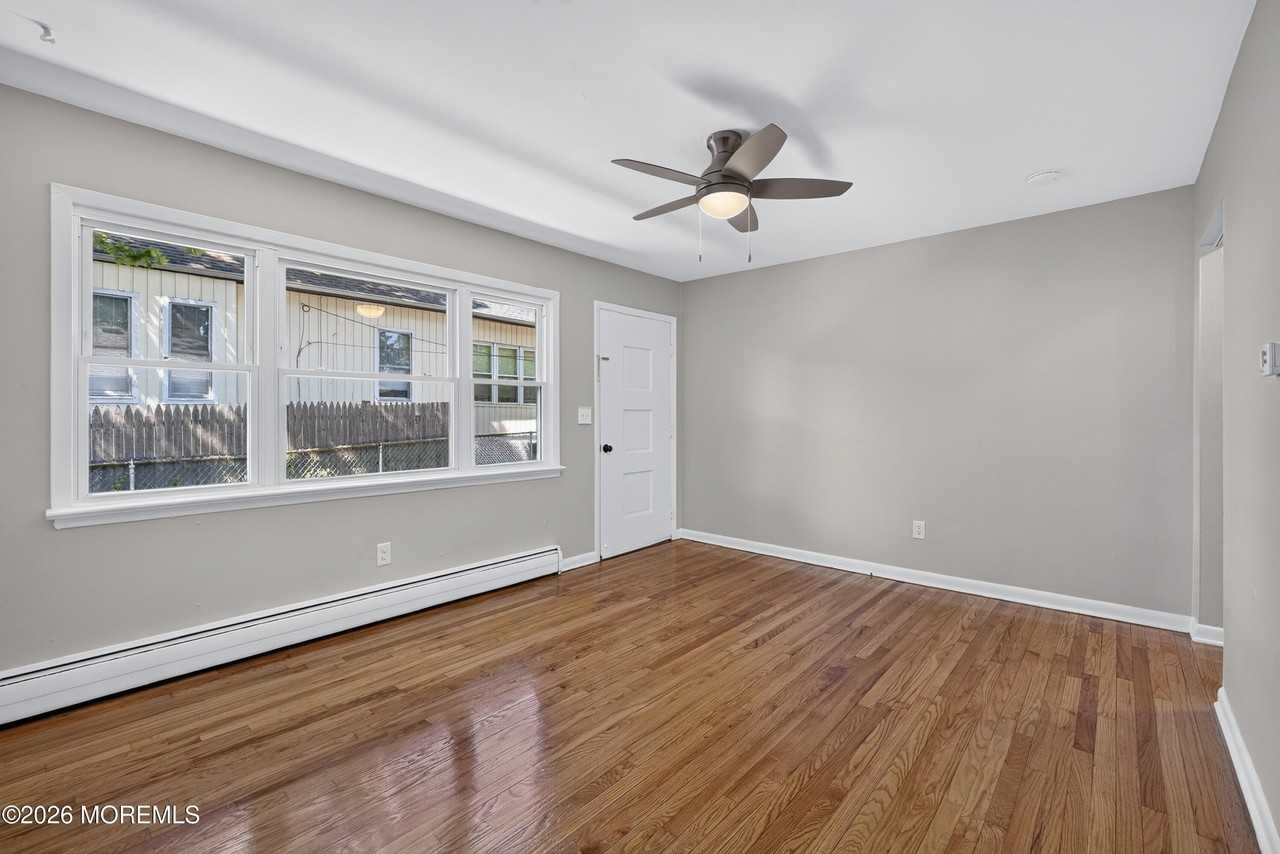 67 Beacon Blvd - Photo 6 of 19