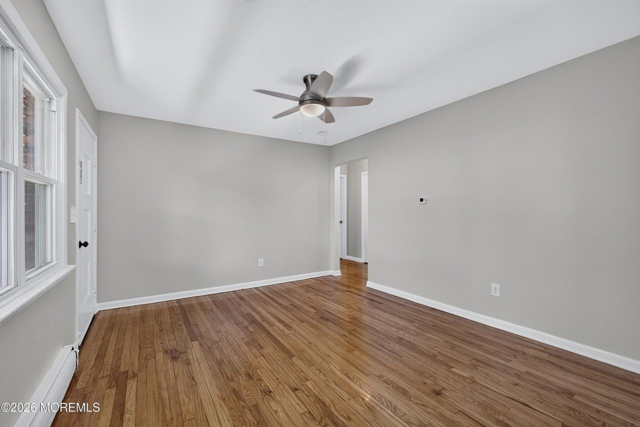 67 Beacon Blvd - Photo 7 of 19