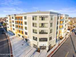 featured image of 185 Morris Ave #412