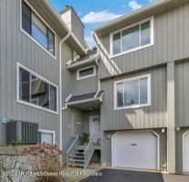 featured image of 5 Island View Way #2