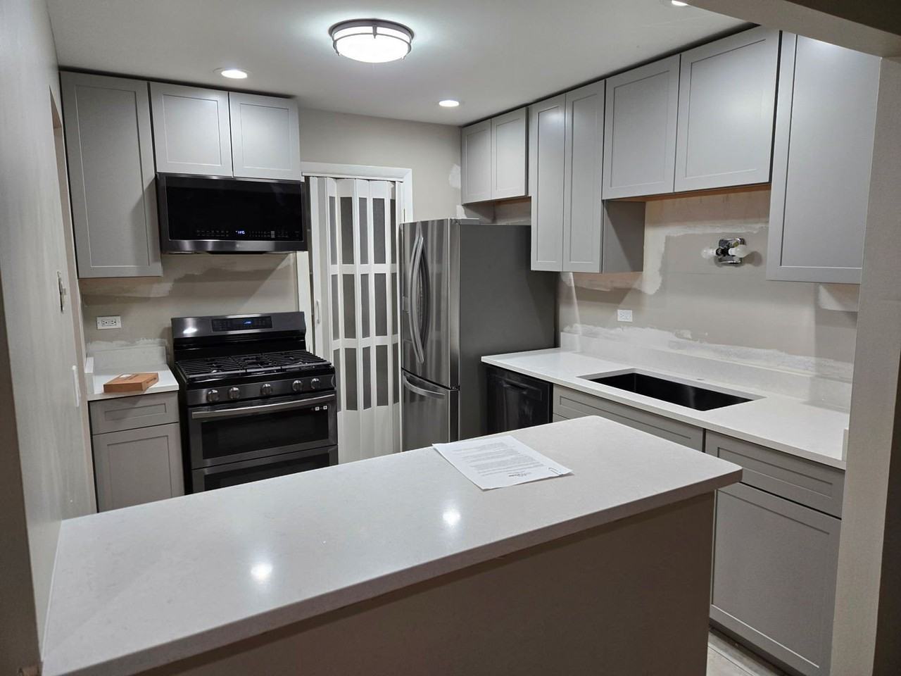1546 Williamsburg Dr #C1 - Photo 6 of 14