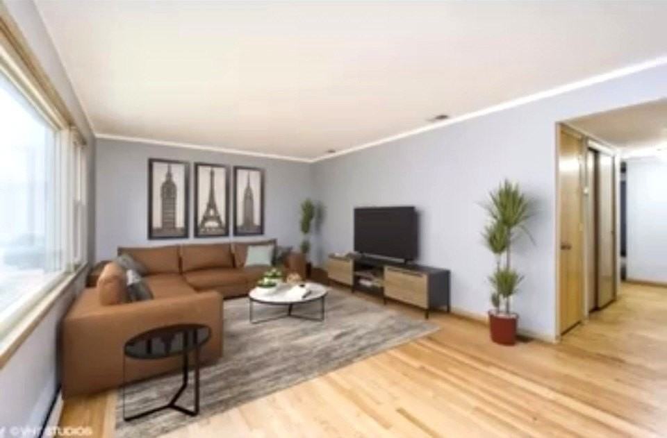 7537 W Higgins Rd #2S - Photo 5 of 10