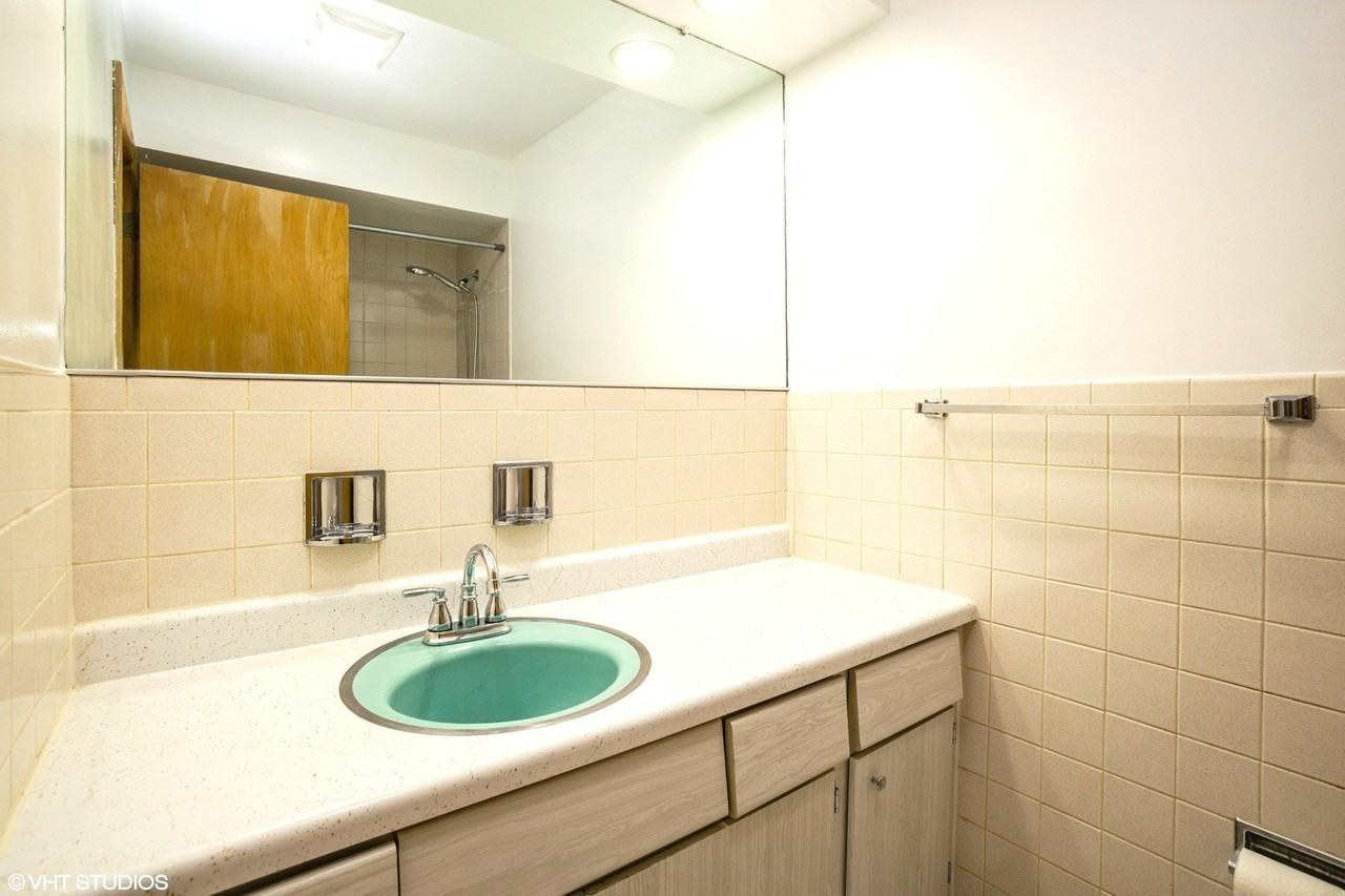 7537 W Higgins Rd #2S - Photo 6 of 10