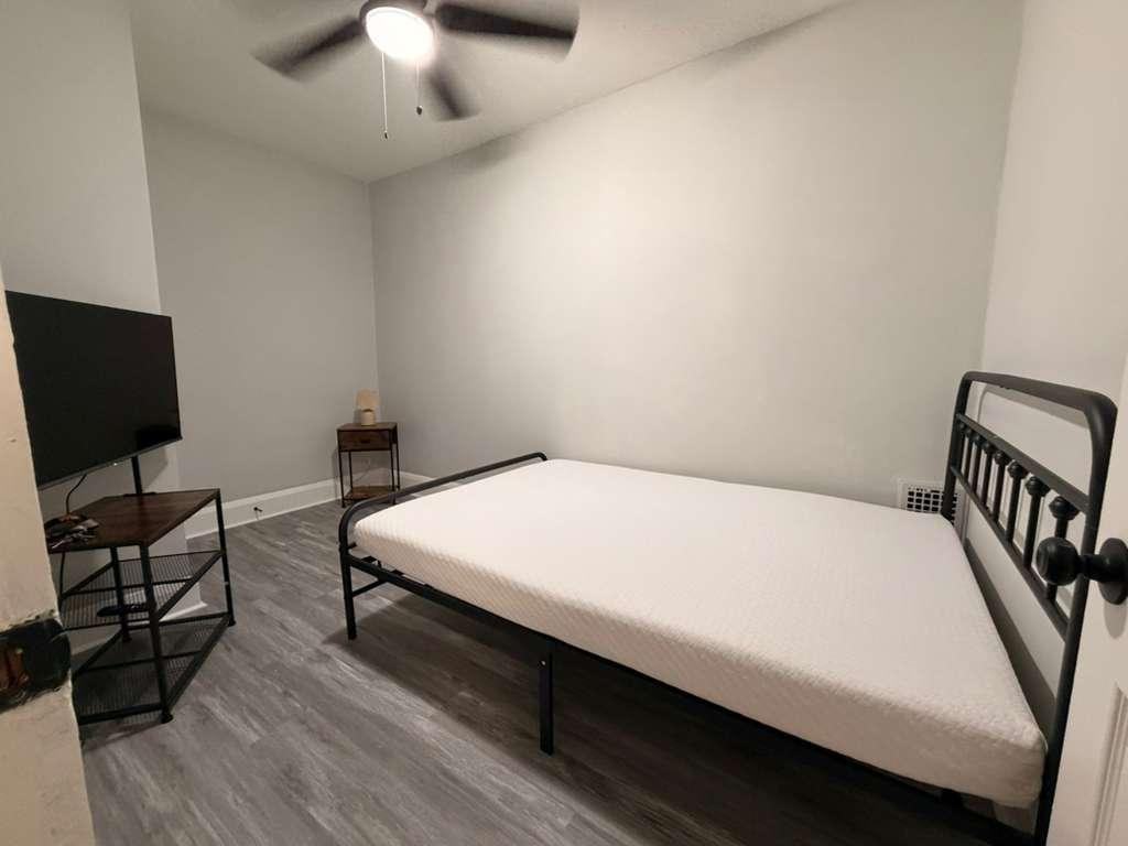 Mcelderry St - Photo 5 of 10