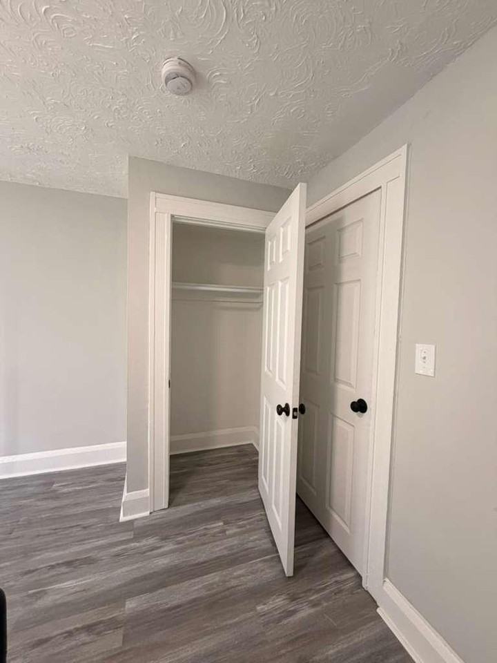 Mcelderry St - Photo 6 of 10