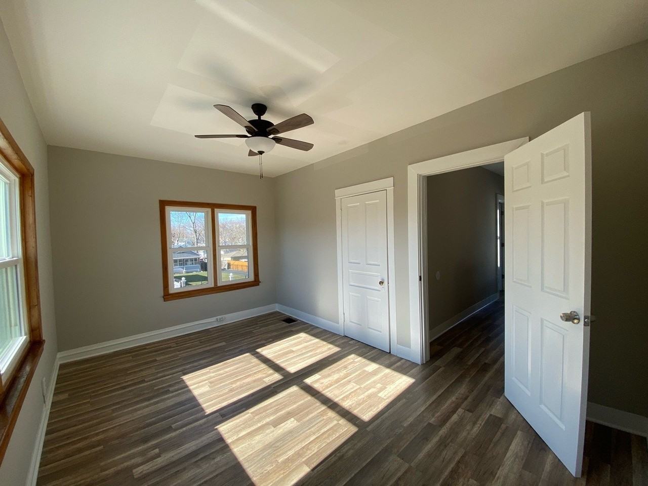 739 Iowa Ave #2 - Photo 4 of 15