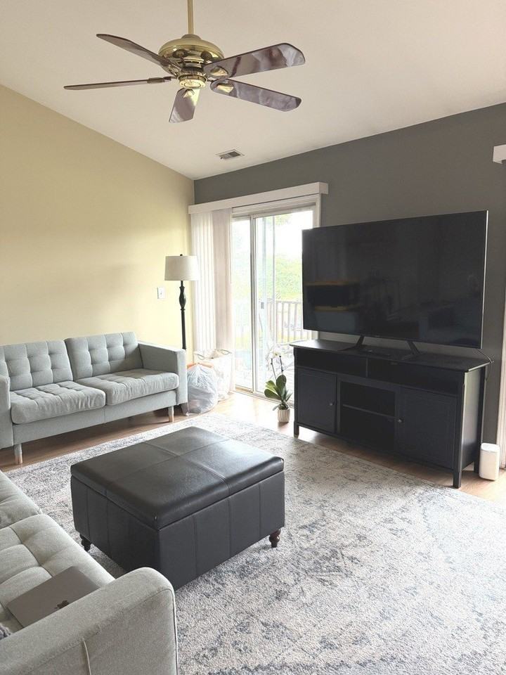 385 Sandhurst Cir #3 - Photo 3 of 18