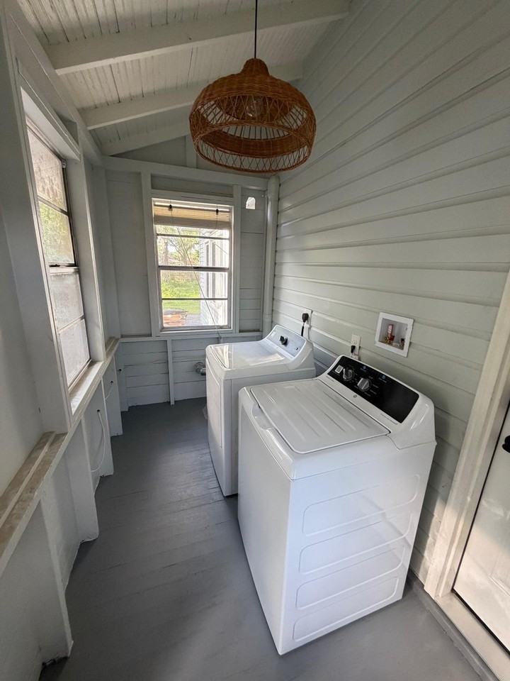 Seminole St - Photo 6 of 18