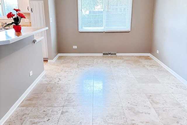1491 Kathleen Way - Photo 7 of 25
