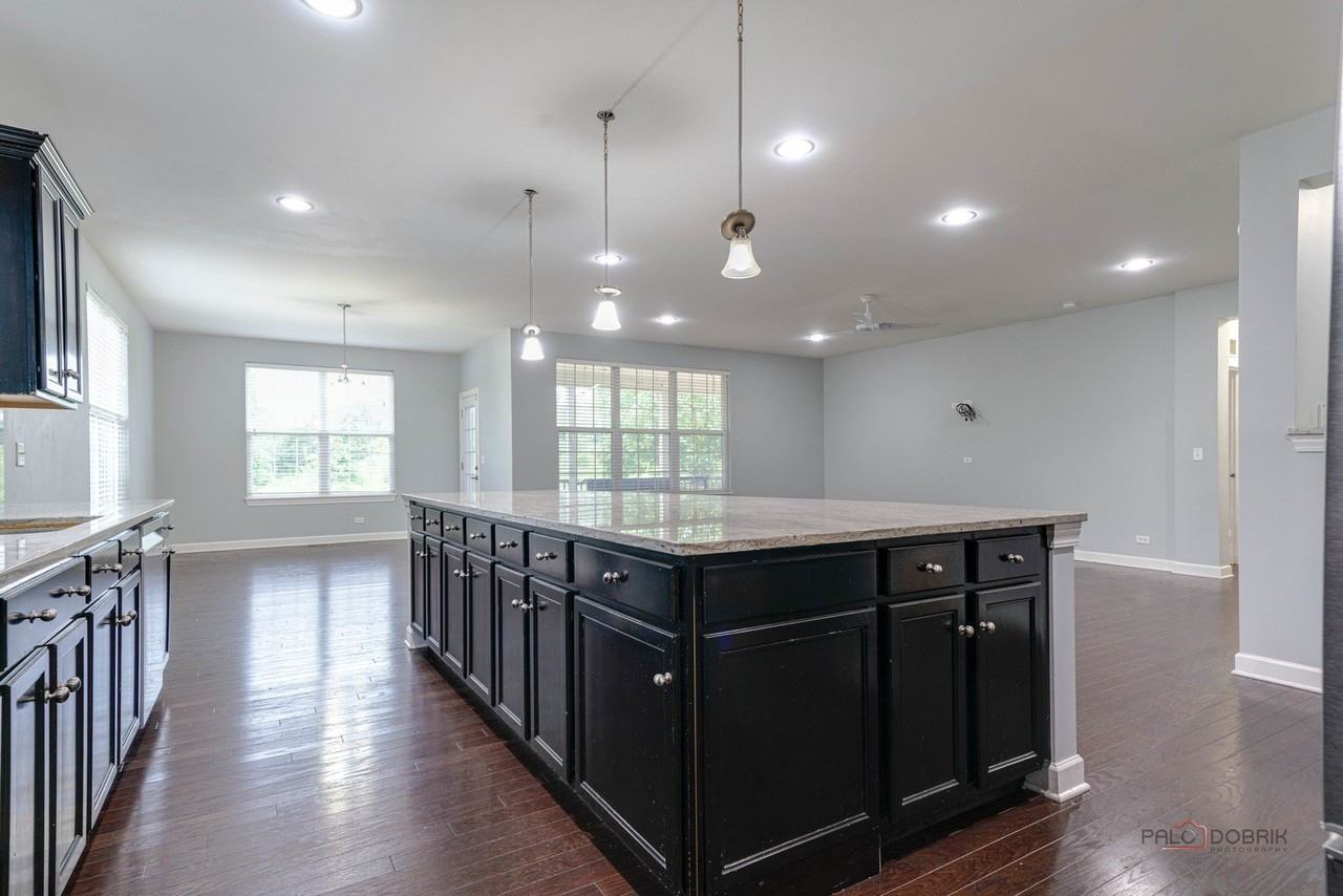 23590 N Sanctuary Club Dr - Photo 7 of 44