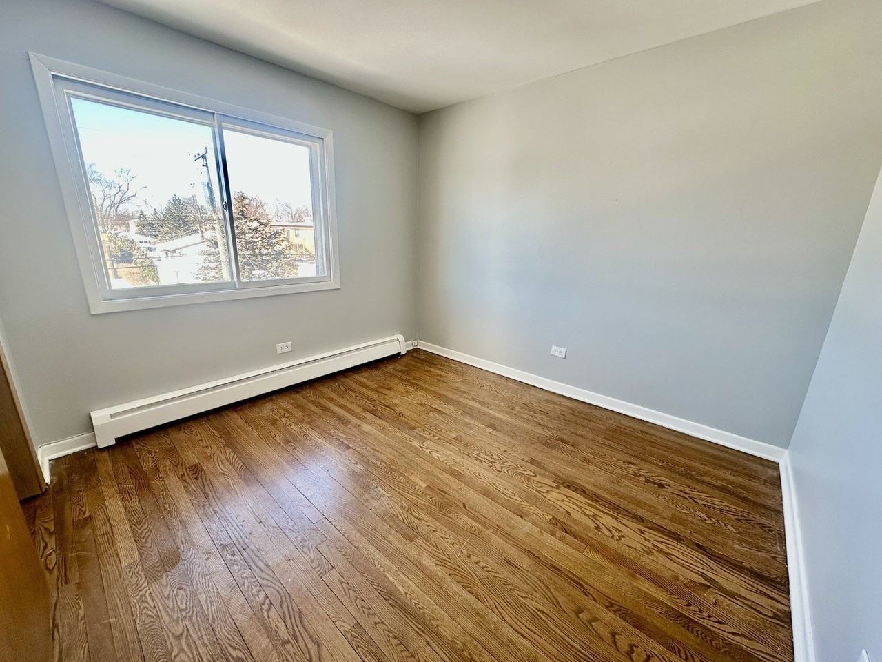 550 N Ardmore Ave #2W - Photo 7 of 7