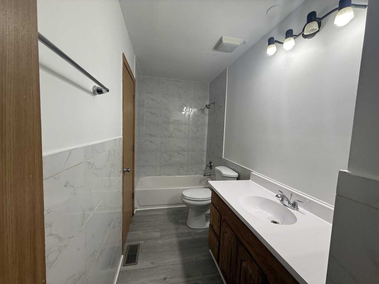 1954 Nautilus Ln - Photo 6 of 12