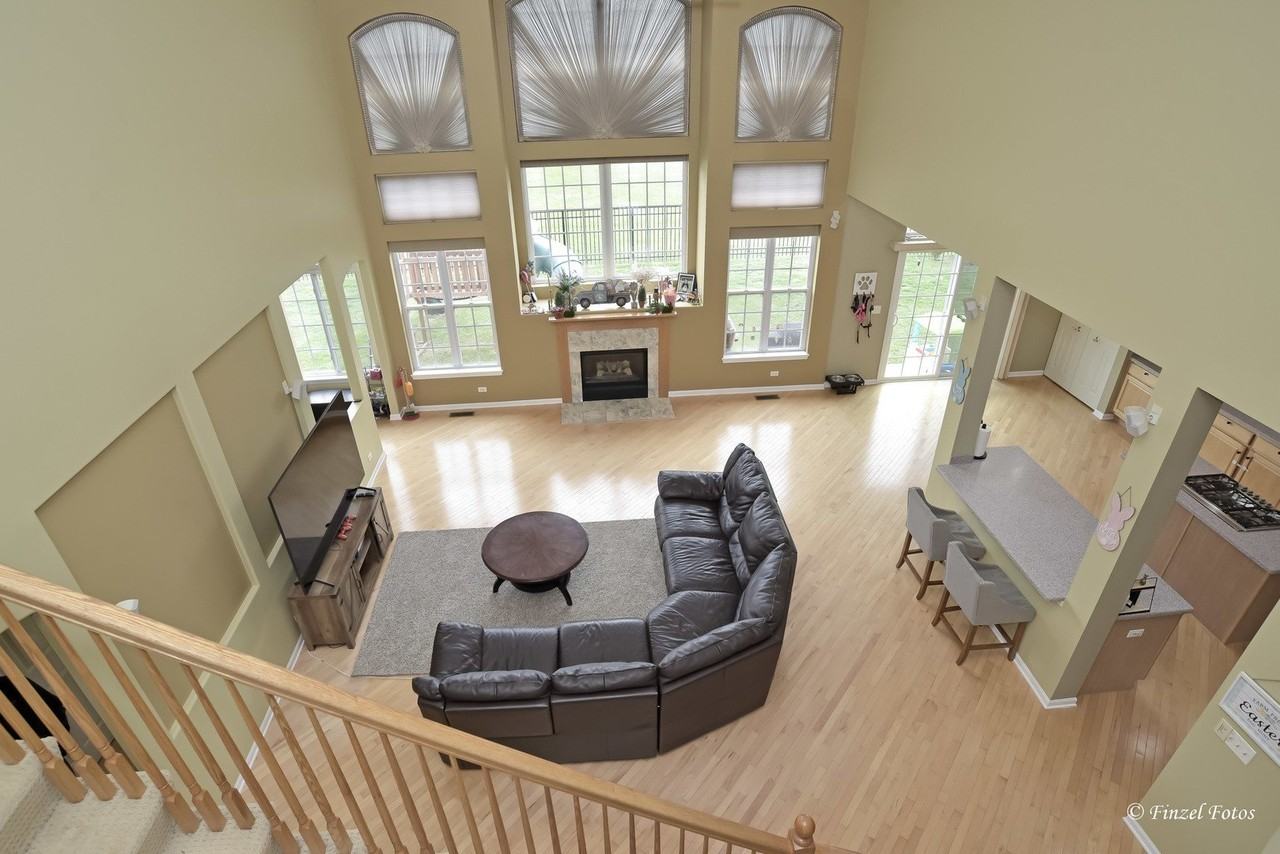 6625 Majestic Way - Photo 5 of 11