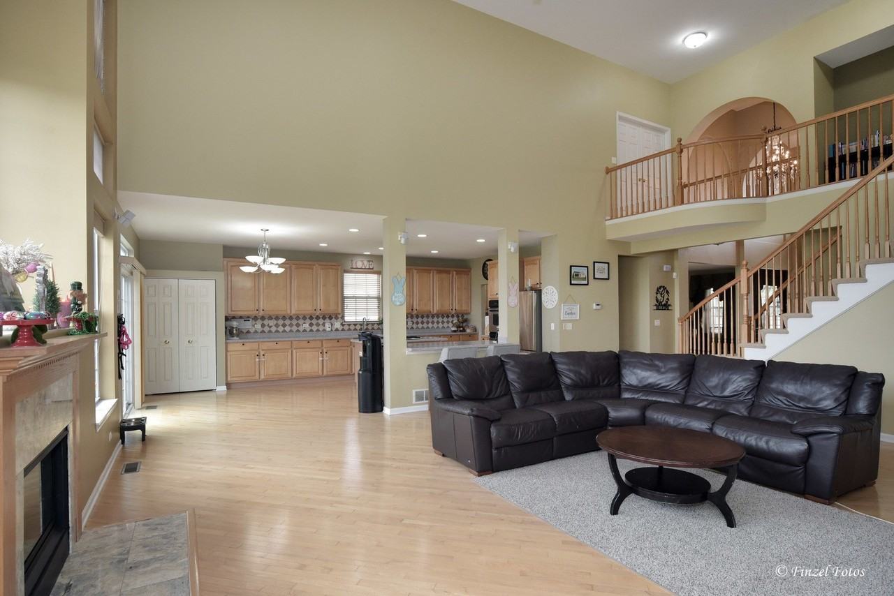 6625 Majestic Way - Photo 6 of 11