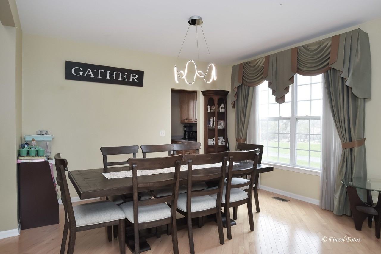 6625 Majestic Way - Photo 7 of 11