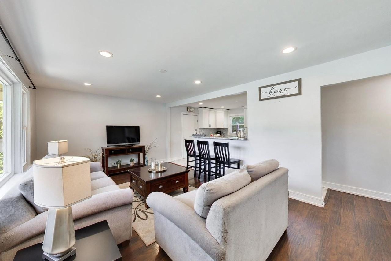 25378 W Park Ct - Photo 4 of 40