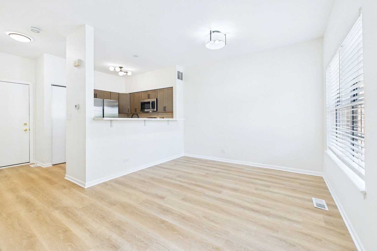 3 Charlotte Cir - Photo 6 of 30