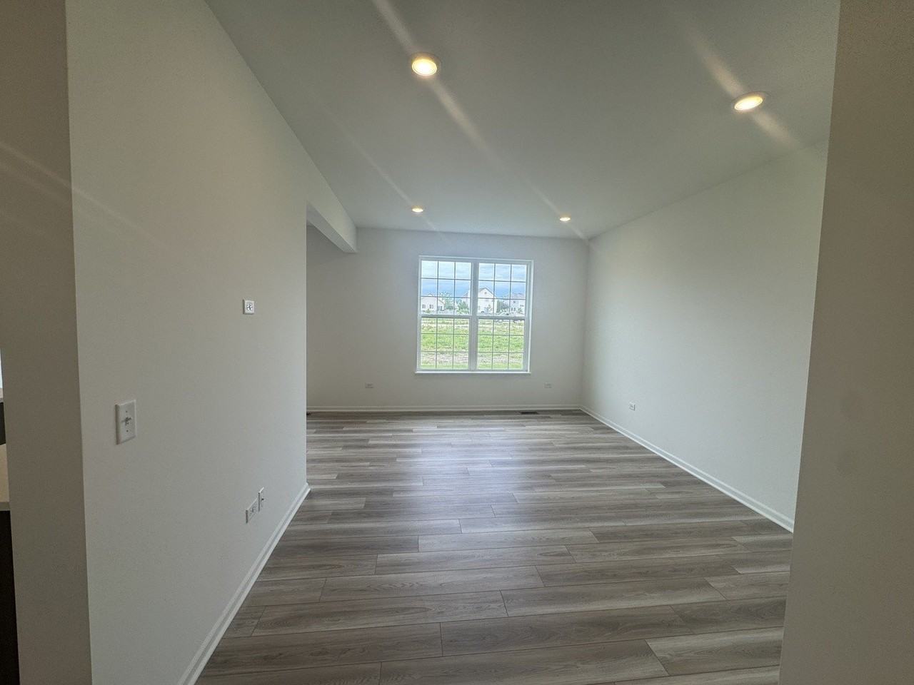 7725 Nightshade Ln #7725 - Photo 4 of 28