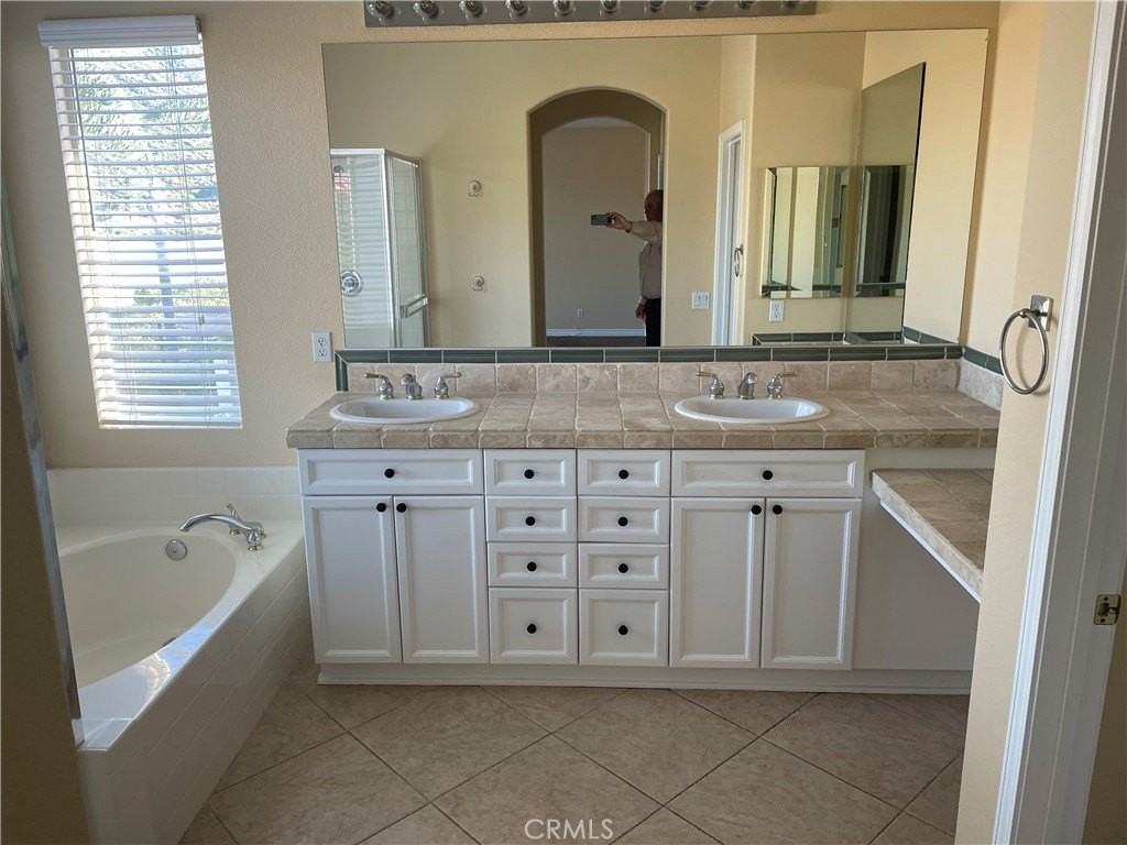 4567 Driving Range Rd - Photo 2 of 9